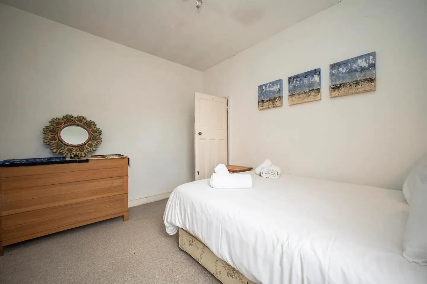 Сasa de vacaciones Villa Pass The Keys Large Period House With Garden Near Peckham Londres