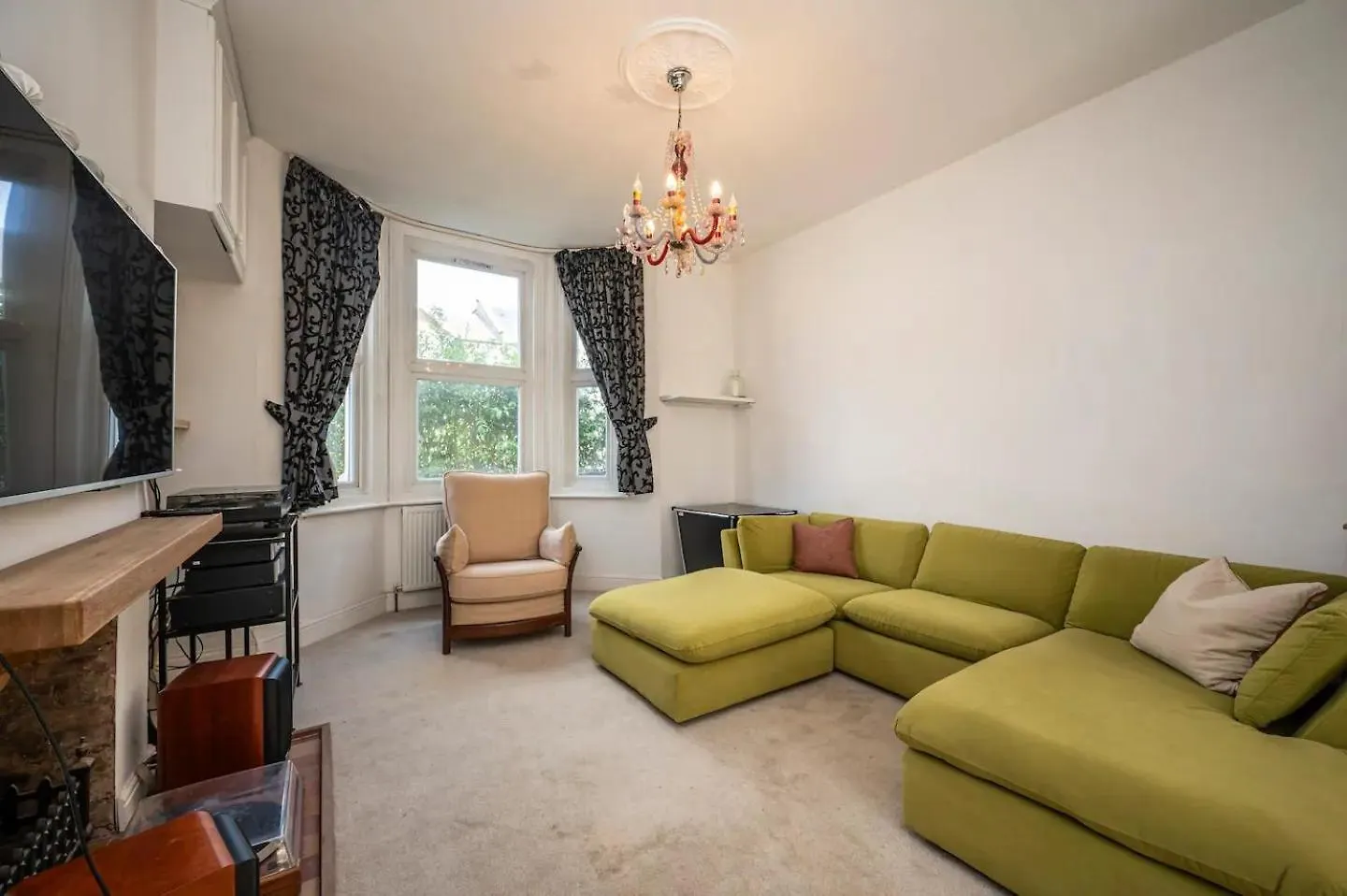 Villa Pass The Keys Large Period House With Garden Near Peckham Londres