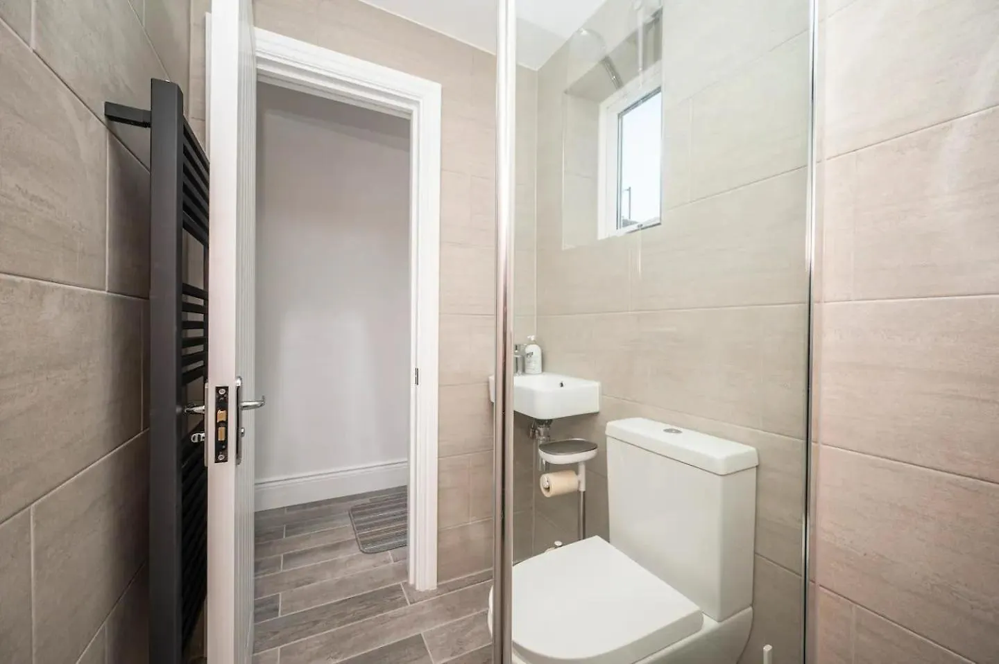 Pass The Keys Large Period House With Garden Near Peckham London Villa 0*,  Birleşik Krallık