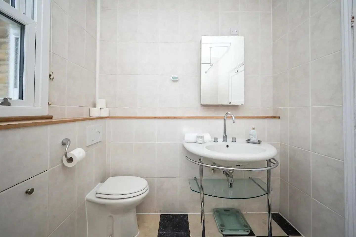 Pass The Keys Large Period House With Garden Near Peckham London Villa 0*,